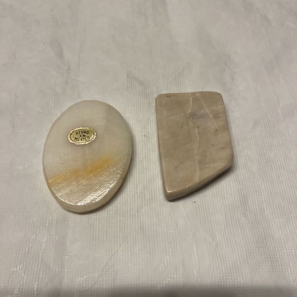 Lot of 2 Vintage Worry Stress Relief Palm Stone Onyx Made in Mexico - Picture 2 of 6